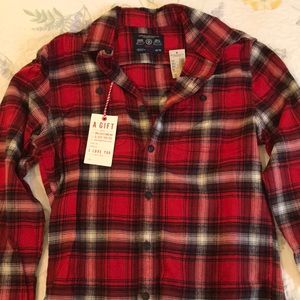 **BRAND NEW AMERICAN EAGLE FLANNEL**